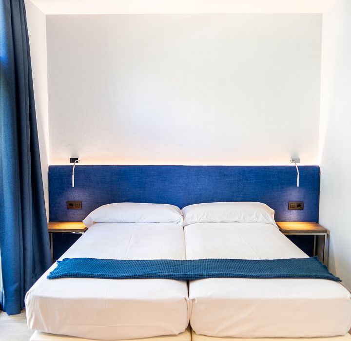 Habitación Twin con balcón